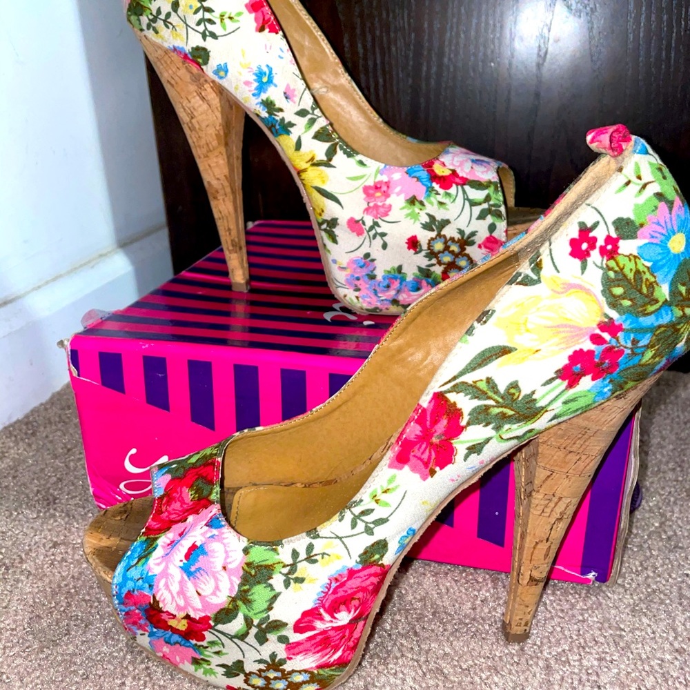 Paisley Print Peep Toe Heels